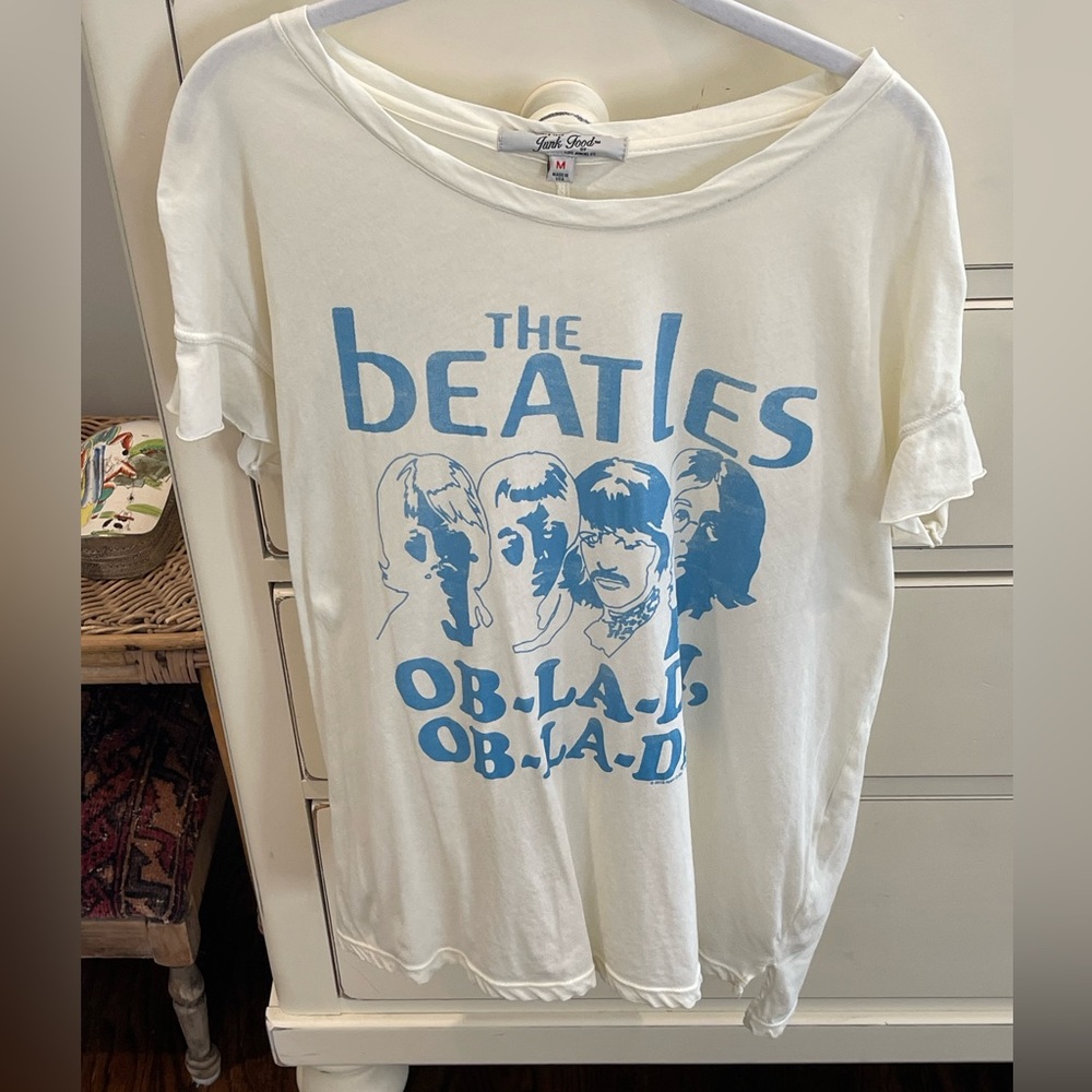 Junk Food M Cream/Blue Cotton Beatles Shirt